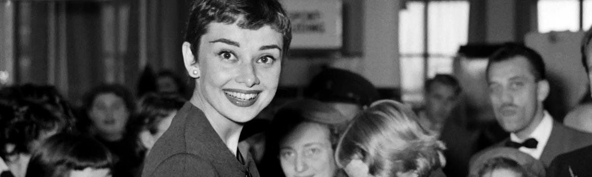 Ma lenne 87 éves minden idők legstílusosabb színésznője, Audrey Hepburn