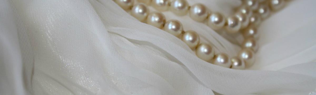 Azta! Nézzétek meg az internet legnépszerűbb menyasszonyi ruháját!