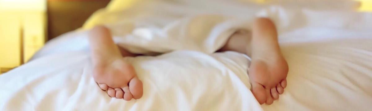 Gondolatok, amik minden lány fejében megfordulnak lefekvés előtt