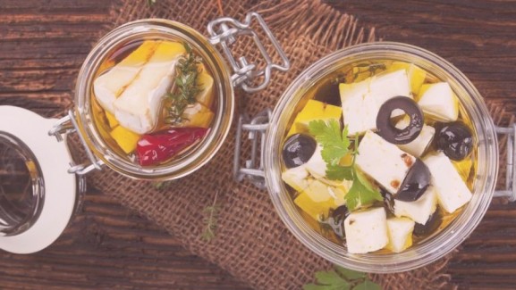 Dobd össze és hagyjad: pácolt sajt, a nyári esték sztárja