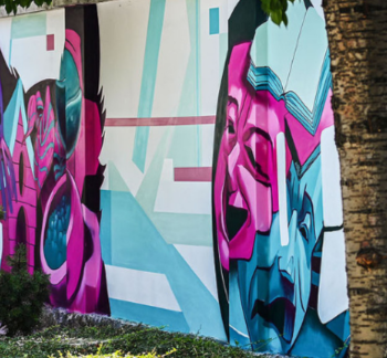 Miniszobrok és 55 méter hosszú graffiti fal az Allee szomszédságában: új művészeti alkotásokkal bővül a Kőrösy sétány